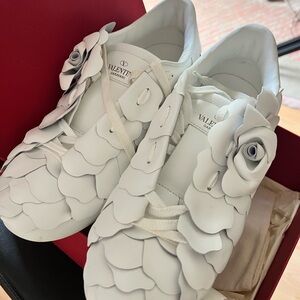 Valentino Garavani Atelier White  Rose Petal Leather Sneakers